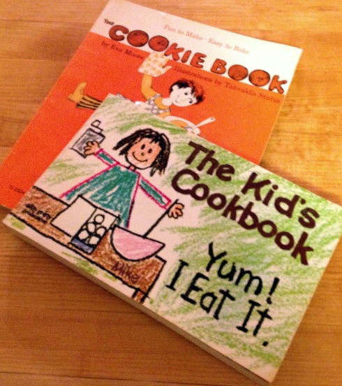 Vintage Kid's Cookbooks | via MyOtherMoreExcitingSelf.wordpress.com